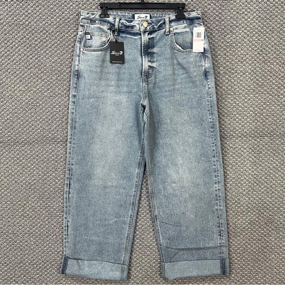 Seven7 Blue High Rise Jeans with Vintage-Inspired Fade